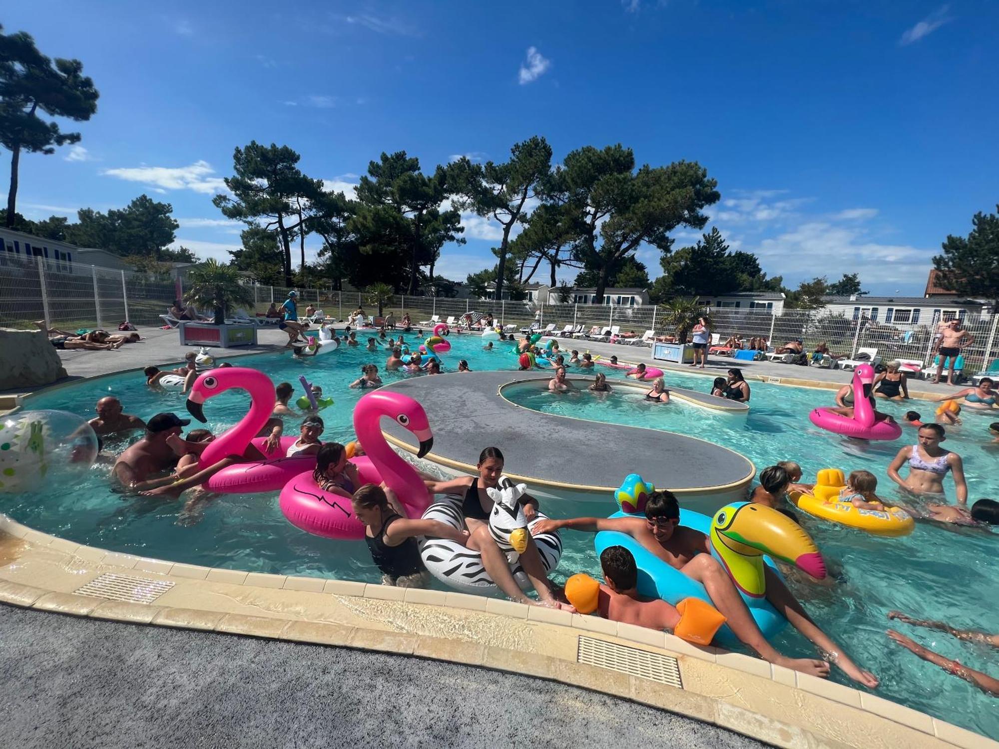 Camping Paradis Les Galets De La Molliere Кайё-сюр-Мер Экстерьер фото