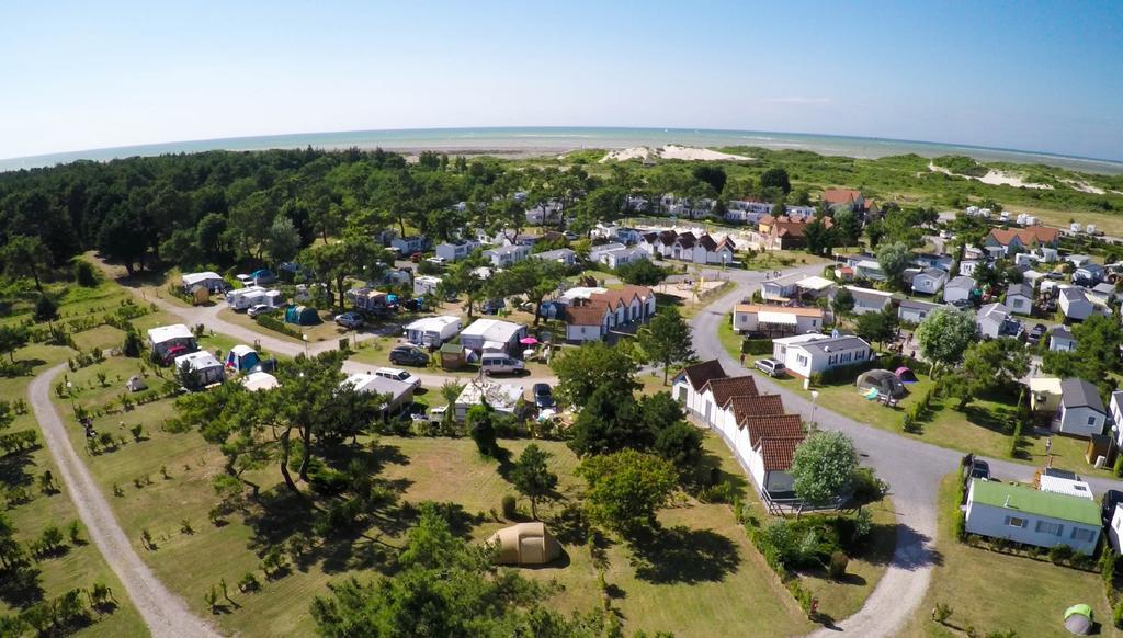 Camping Paradis Les Galets De La Molliere Кайё-сюр-Мер Экстерьер фото